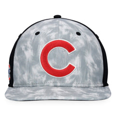 Gray Chicago Cubs Majestic Smoke Dye Snapback Hat