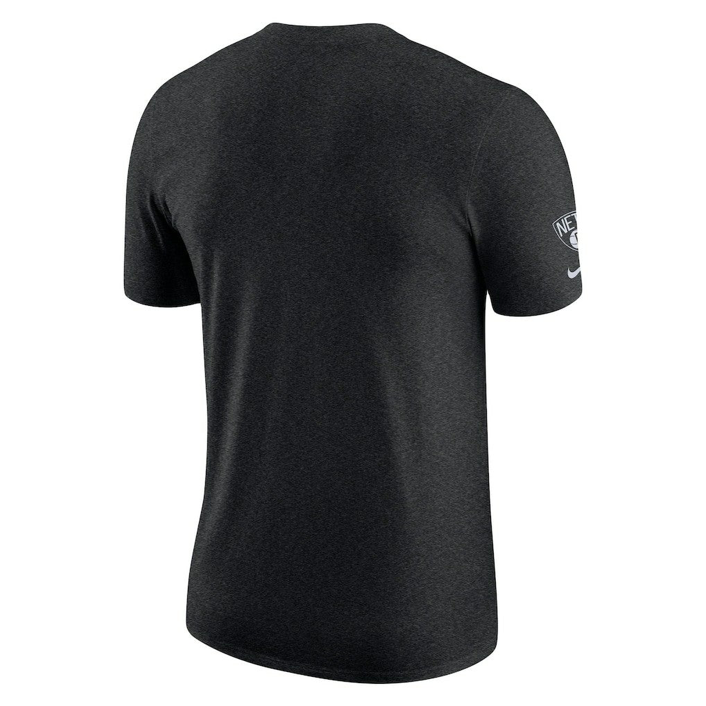 Nike Brooklyn Nets Courtside Versus Flight Max90 T-Shirt