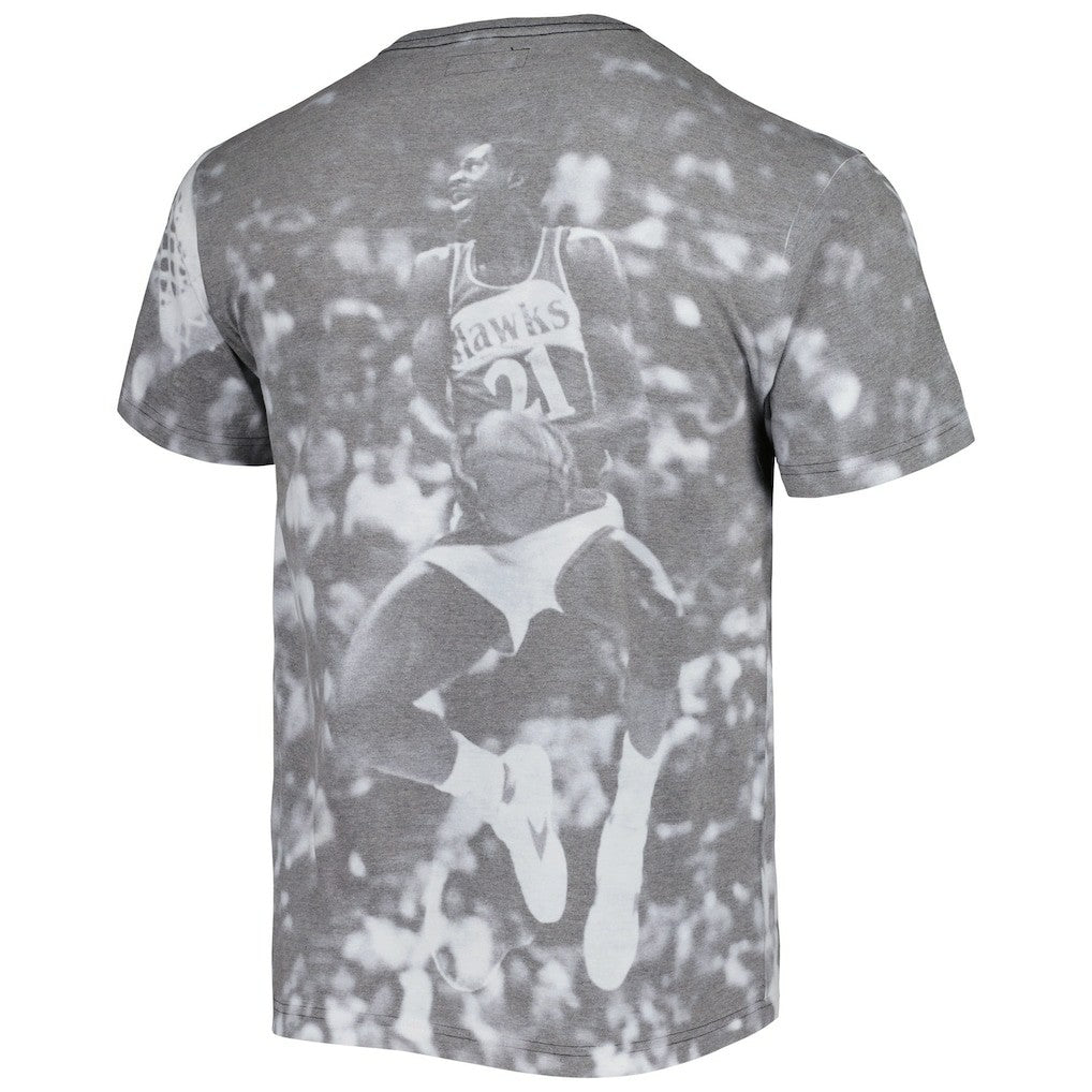 Mitchell & Ness Dominique Wilkins Atlanta Hawks Above The Rim T-Shirt