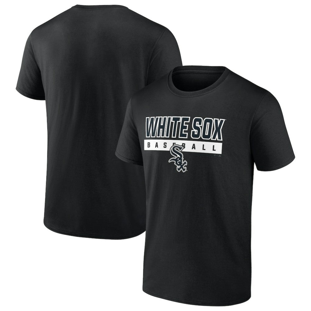 Black Chicago White Sox In The Mitt T-Shirt