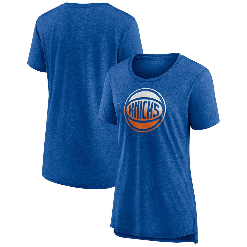 New York Knicks Women's Gradient Logo Tri-Blend T-Shirt