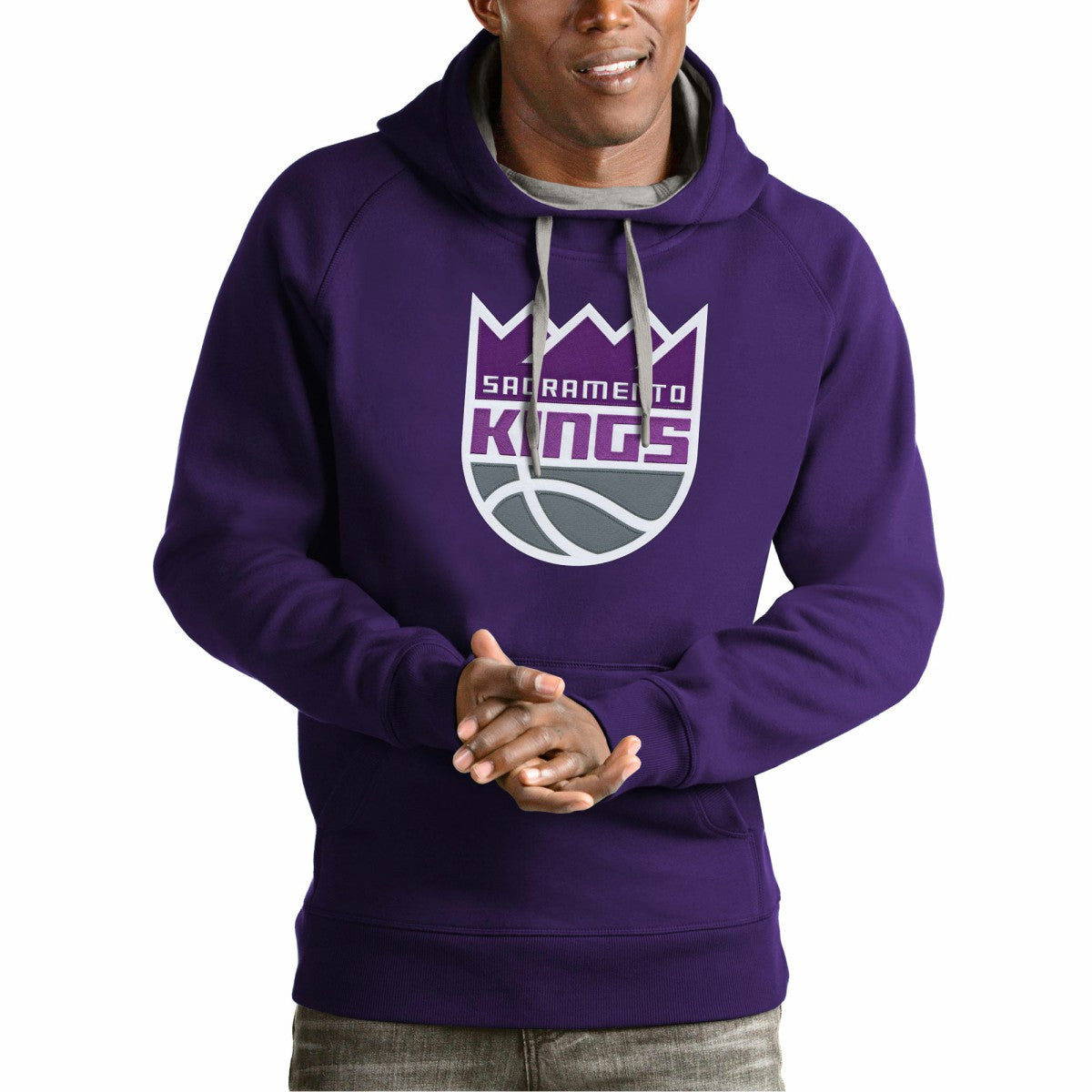 Sacramento Kings Antigua Team Logo Victory Pullover Hoodie